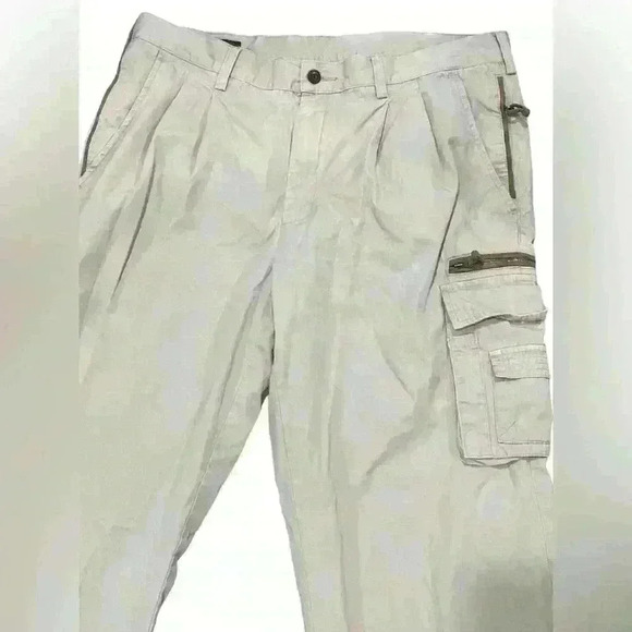 ORVIS Cargo Khaki Pants with Zipper Pockets Men’s Size 32 - Picture 7 of 8